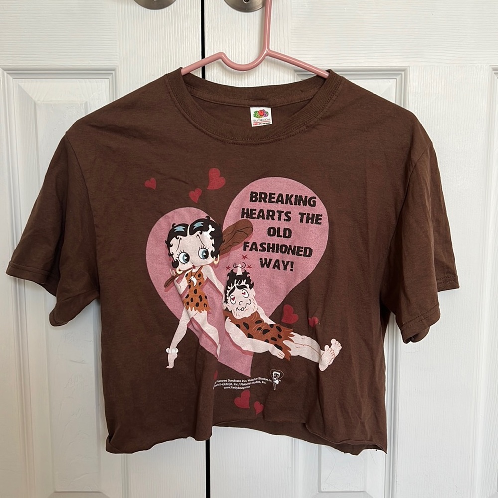 Cropped tee